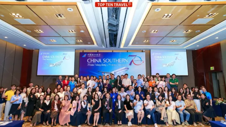 Top Ten Travel lập 'Cú Đúp' giải thưởng 'Top Agent of the Year' từ China Southern Airlines